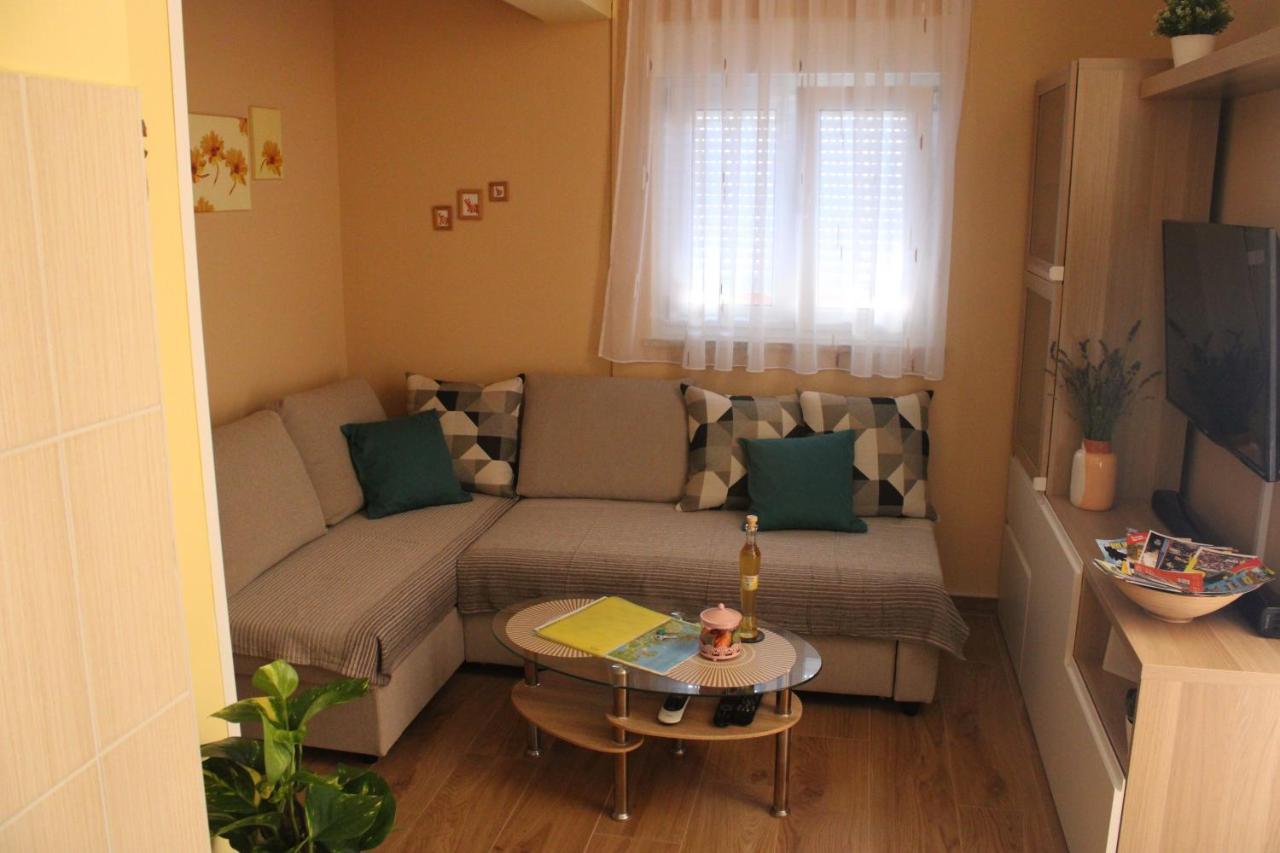 Apartamento Sunce Pula Exterior foto