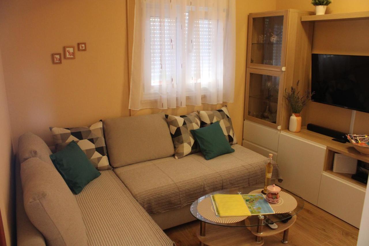 Apartamento Sunce Pula Exterior foto